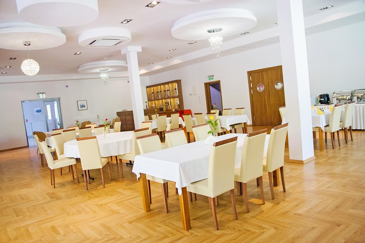 Hotel Drohicki Drohiczyn Ngoại thất bức ảnh