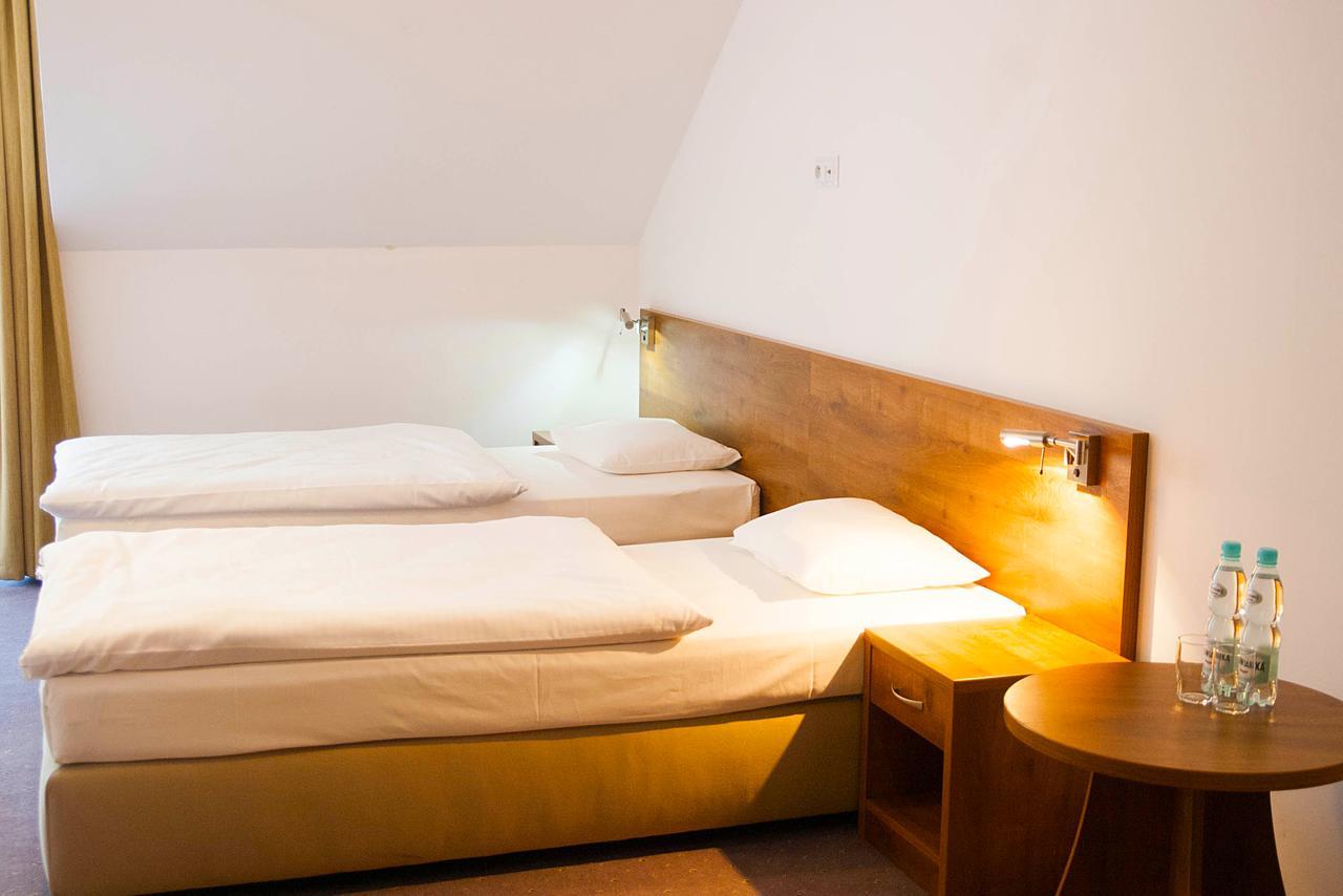 Hotel Drohicki Drohiczyn Ngoại thất bức ảnh
